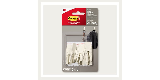 Command™ Medium Cream Speckled Wire Hooks 
