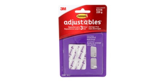 Un paquet de Bandes de rechange repositionnables Adjustables(MC) Command®, 225 g (0,5 lb), 18 bandes adhésives
